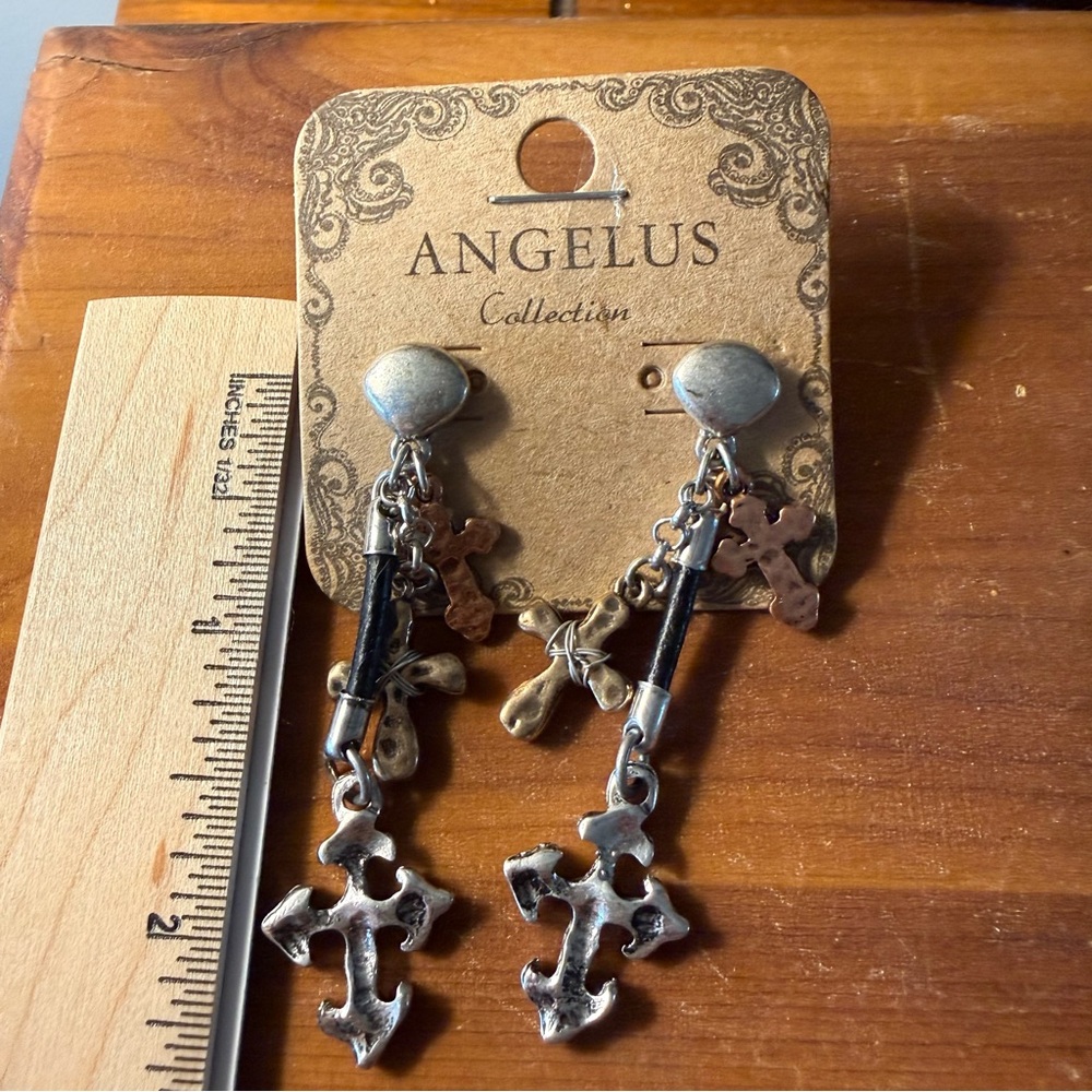 Angelus Collection Multi-media Hammered Cross Dangle Earrings NEW - Picture 5 of 5